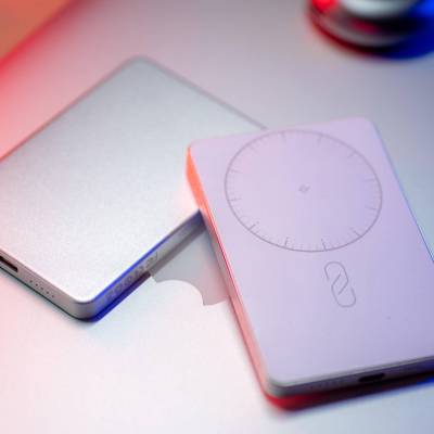 magnetic wireless power bank