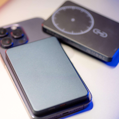 magnetic wireless power bank