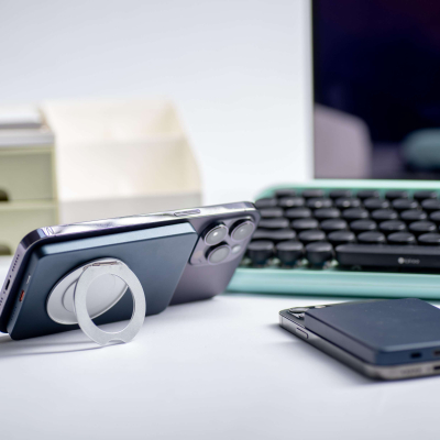 magnetic wireless power bank