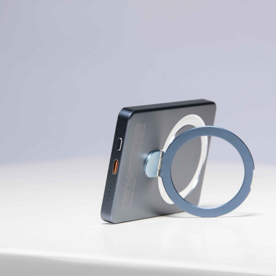 magnetic wireless power bank