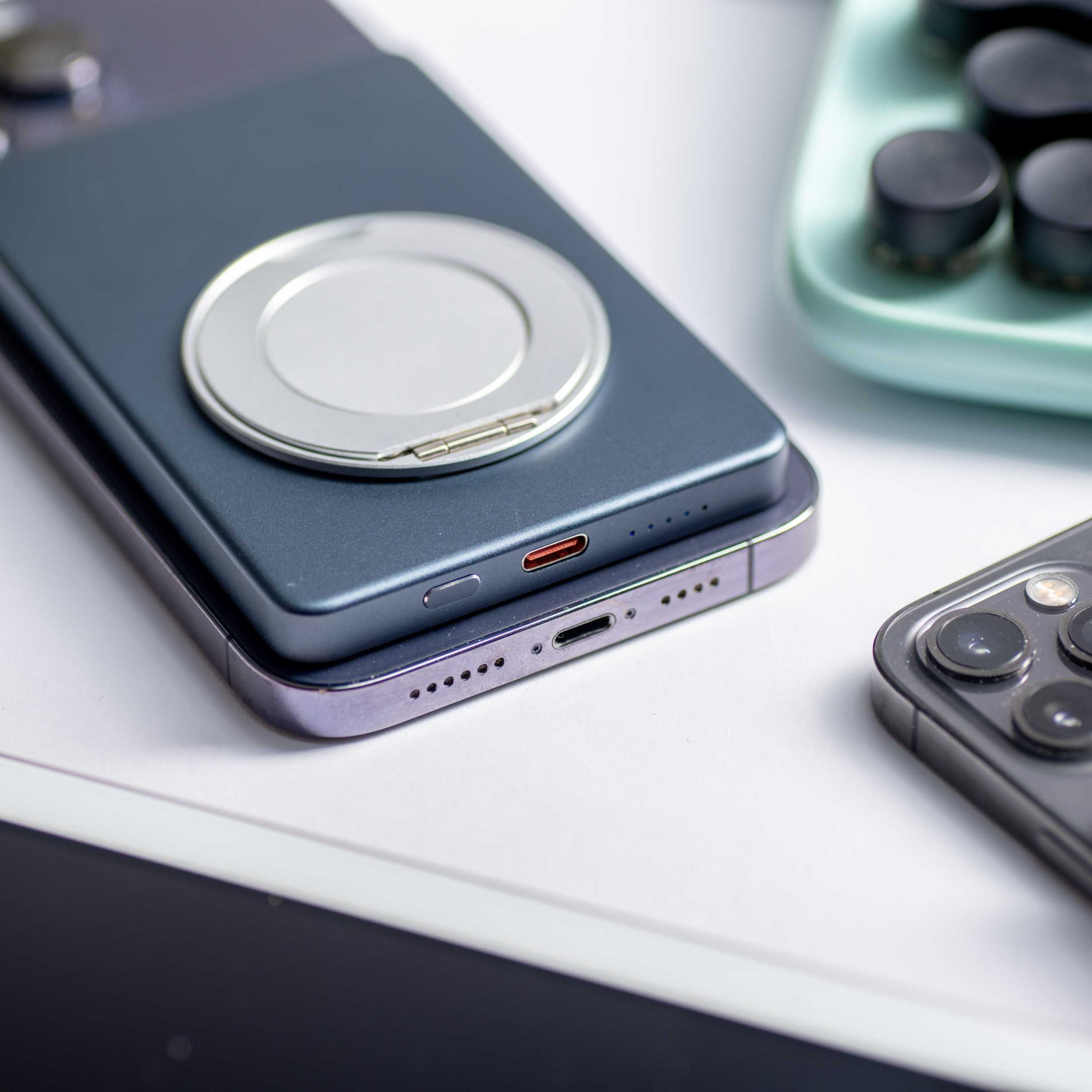 магнитный беспроводной блок питания