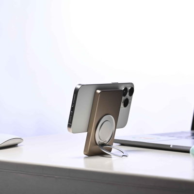 magnetic wireless power bank