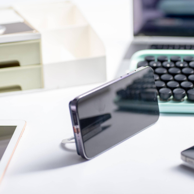 magnetic wireless power bank