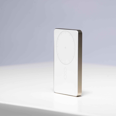 magnetic wireless power bank