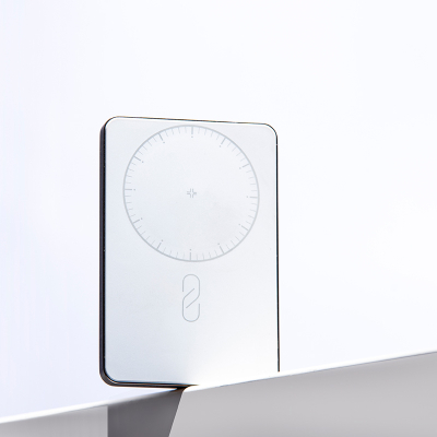 Magnetic Wireless Power Bank 5000 mah Without Back Stand